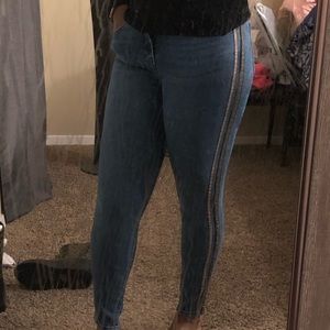 Skinny jeans